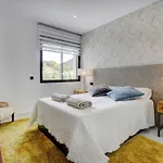 Apartment Stylish Hills With Lovely Views