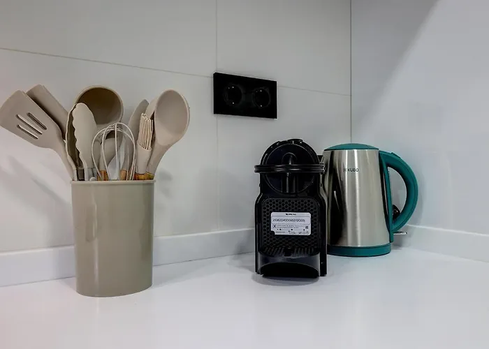 Stylish Hills With Lovely Views Естепона