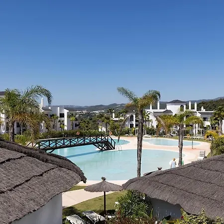 Stylish Hills With Lovely Views Apartment