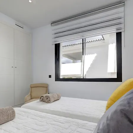 Stylish Hills With Lovely Views Estepona